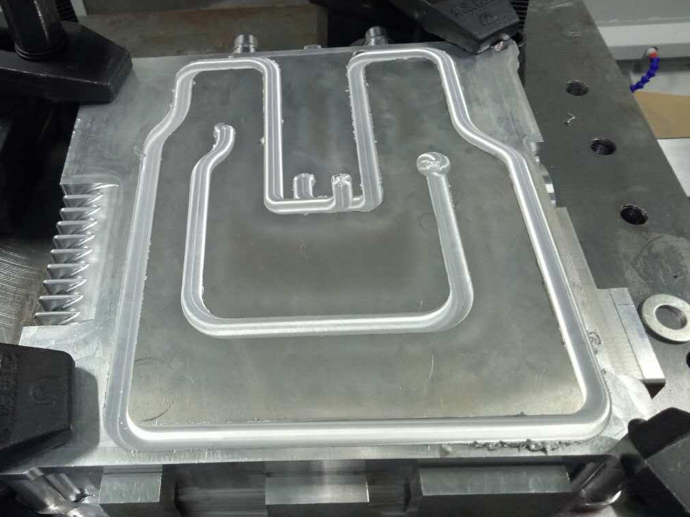 可钎焊压铸铝合金液冷板 | 热导率180+ | 数据中心两相冷板